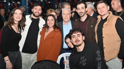 Bursa Büyükşehir Belediyesi, üniversiteye hazırlık sürecinde olduğu gibi tercih döneminde