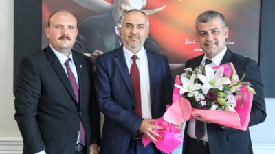 Bursa Şehir Hastanesi başhekimliğine atanan Doç. Dr. Salih Metin, görevi