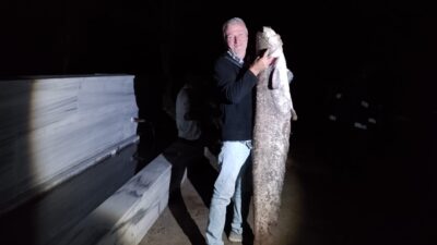 Bursa'nın Yenişehir ilçesinde bulunan Çiçeközü Barajı'nda amatör bir olta balıkçısı,