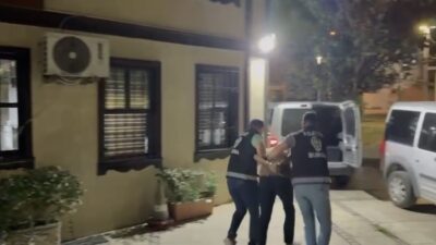 Bursa'da 2013'te işlenen kasten cinayet olayının firari zanlısı, saklandığı konteynerde