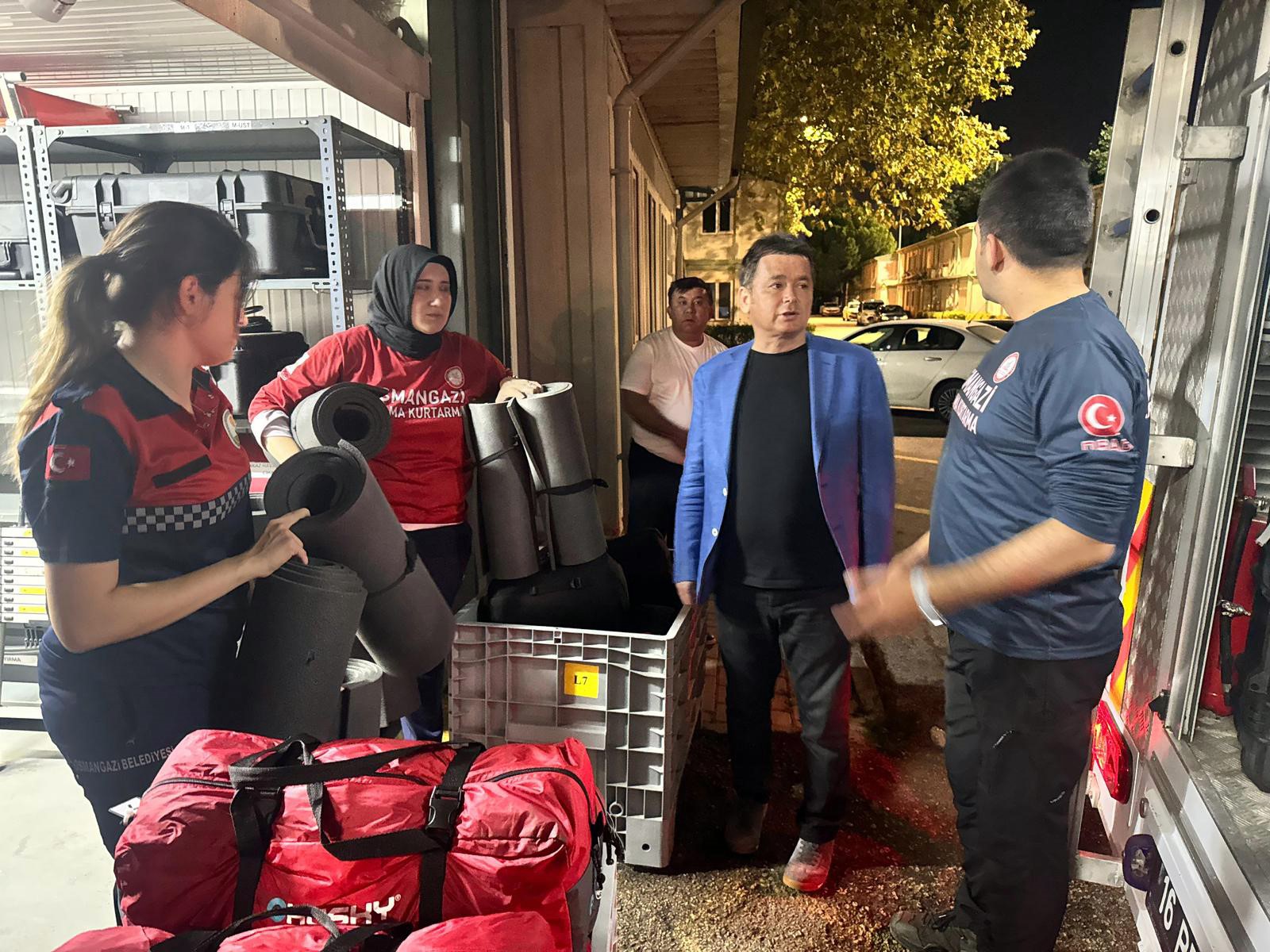 Balıkesir’in Sındırgı ilçesinde meydana gelen 6,1 büyüklüğündeki deprem sonrası Osmangazi