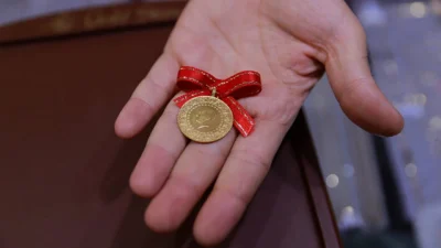 Altın fiyatları dar bantta hareketine devam ediyor. Bankalar rekor kırılacak