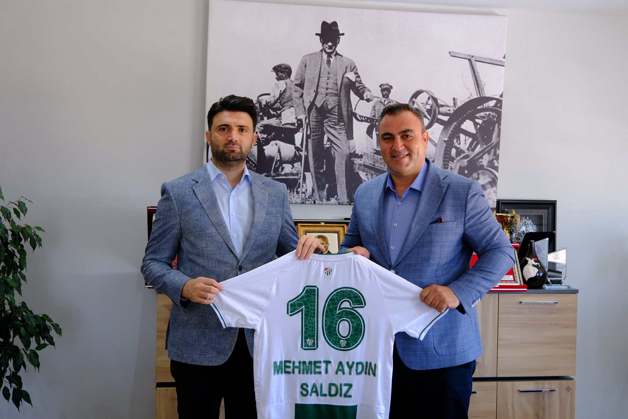Bursaspor Başkanı Enes Çelik, Bursa Büyükşehir Belediye Başkan Vekili ve