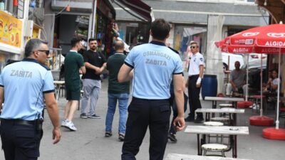 Osmangazi Belediyesi Zabıta Müdürlüğü ekipleri, kaldırımlarda görme engelliler için oluşturulan