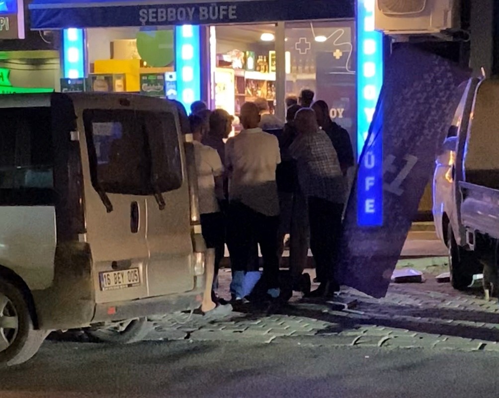 Bursa'nın İnegöl ilçesinde faaliyet gösteren bir tekel bayisinde meydana gelen
