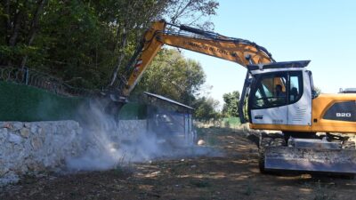 Osmangazi Belediyesi, kaçak yapılaşmaya karşı yürüttüğü kararlı mücadele kapsamında Yiğitali