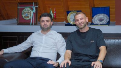 Bursaspor, şampiyon kadroda yer alan futbolcu Sedat Cengiz ile karşılıklı