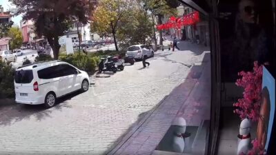 Balıkesir’in Sındırgı ilçesinde meydana gelen 4.9 büyüklüğündeki deprem güvenlik kameralarına