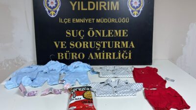 Bursa’nın Yıldırım ilçesinde tırnakçılık yöntemiyle esnafı dolandırmaya çalışan 3 kadından