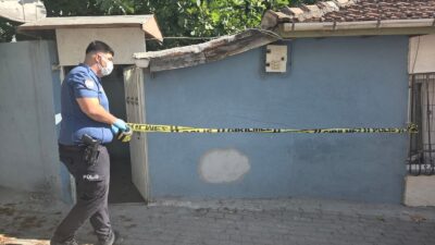 Bursa'nın Orhangazi ilçesinde yaşayan 67 yaşındaki sıvacı ustası Dursun Ali