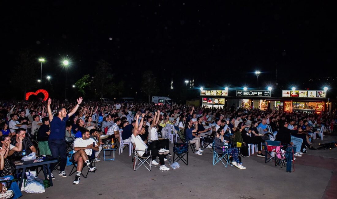 Avrupa Basketbol Şampiyonası (EuroBasket 2025) yarı finalinde Yunanistan'ı 94-68 skorla