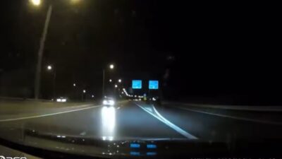 Bursa-Yenişehir yolu üzerinde ters yönde kilometrelerce ilerleyen bir otomobil sürücüsü,