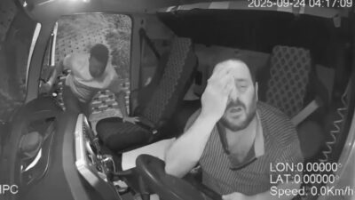 Bursa’nın Osmangazi ilçesinde meydana gelen kazanın ardından ortalık savaş alanına