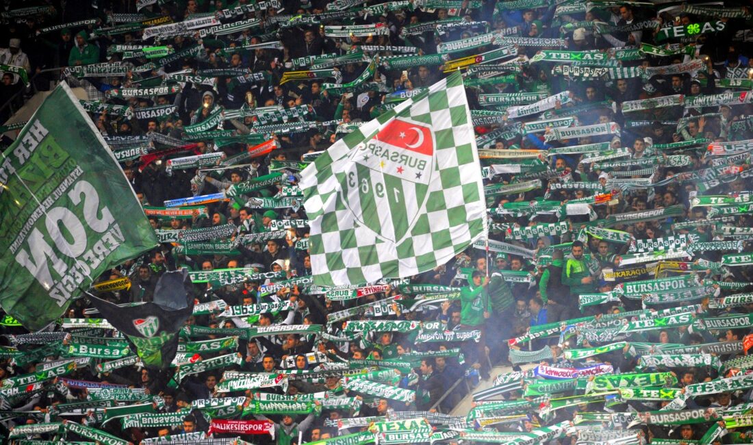 Bursaspor'da tekrar satışa çıkan kombine biletlerin alımı bugün saat 18.00’de