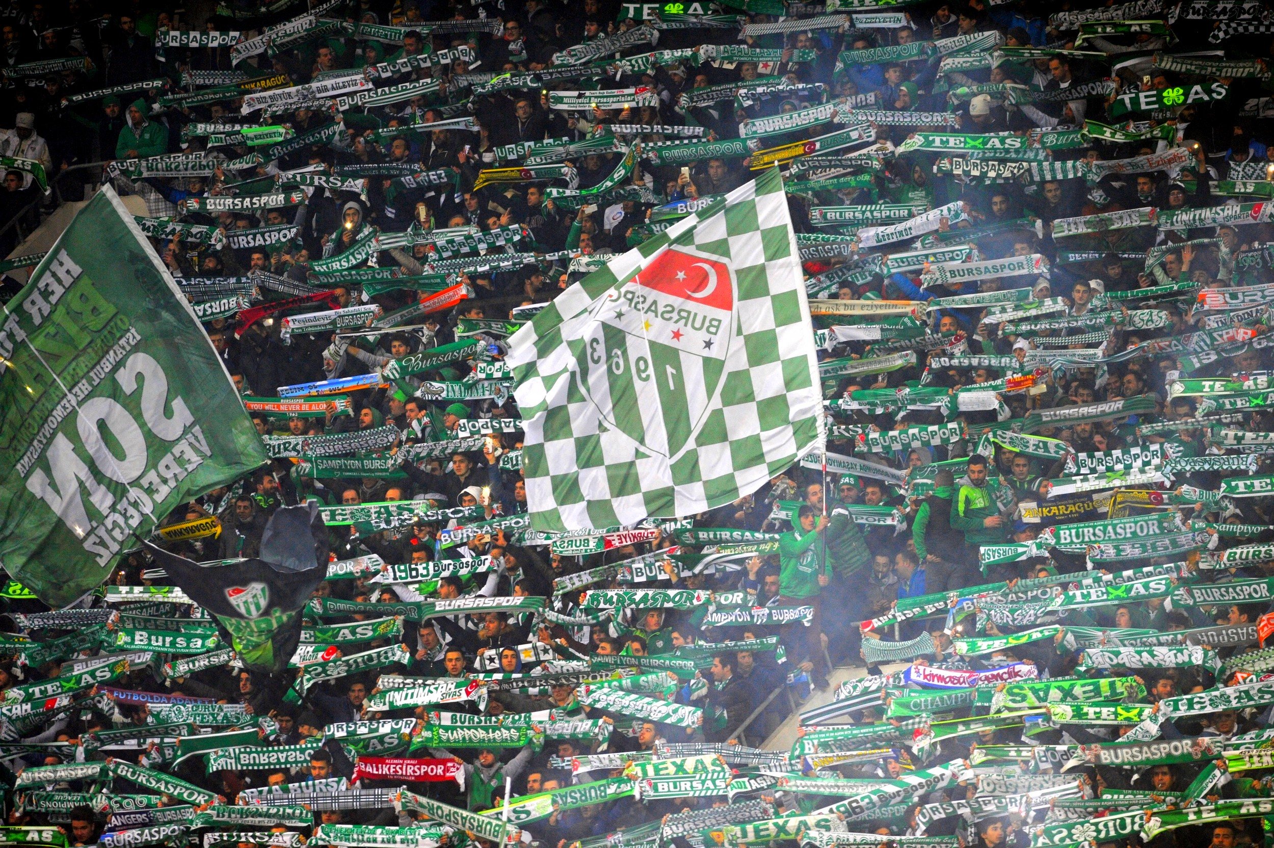 Bursaspor'da tekrar satışa çıkan kombine biletlerin alımı bugün saat 18.00’de