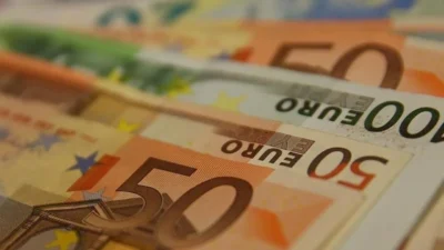 Euro/dolar paritesindeki güçlenme Euro'ya yeni rekor getirdi.
