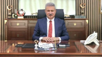 Kırıkkale'de AK Parti'li Yahşihan Belediye Başkanı Ahmet Sungur'un da aralarında