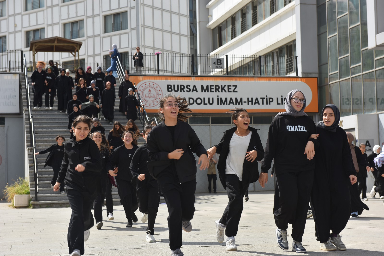 Yıldırım Belediyesi, olası afetlerde vatandaşın can ve mal güvenliğini sağlamak
