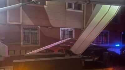 Bursa'nın Orhangazi ilçesinde gece saatlerinde meydana gelen olayda, bir apartmanın