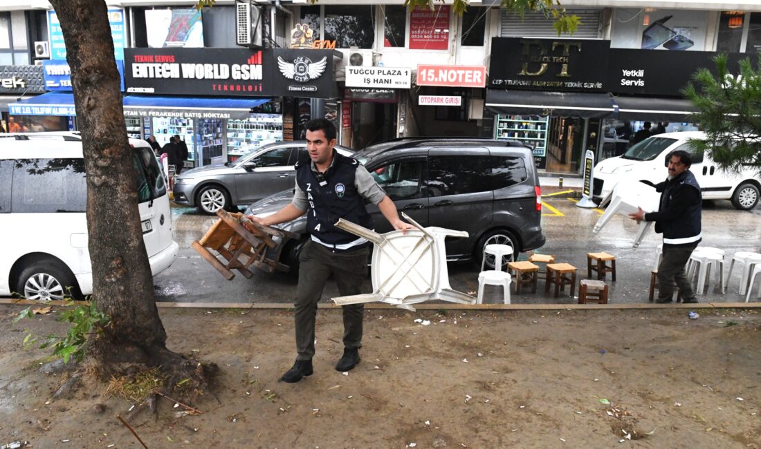 Osmangazi Belediyesi Zabıta Müdürlüğü’ne bağlı ekipler, kaldırım ve yolları işgal