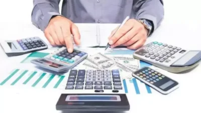 milyonlarca vatandaş ve işletme risk altında TBMM gündeminde olan SGK, vergi ve belediye borçlarının yapılandırılmasıyla ilgili