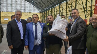 Bursa’da tohumdan hasada her zaman çiftçinin yanında olan Büyükşehir Belediyesi,