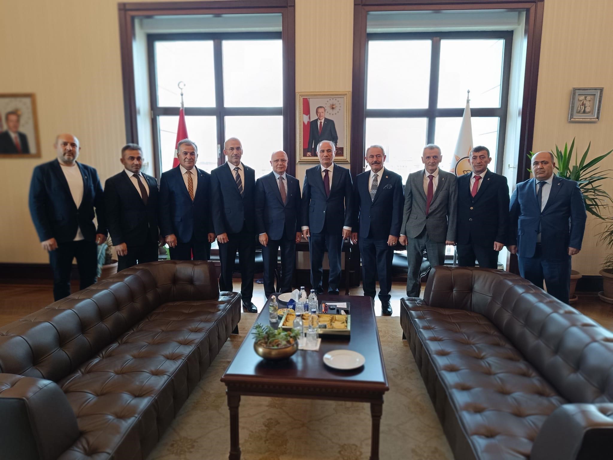 AK Parti Bursa teşkilatında iki ilçede yeni görevlendirmeler yapıldı. Harmancık