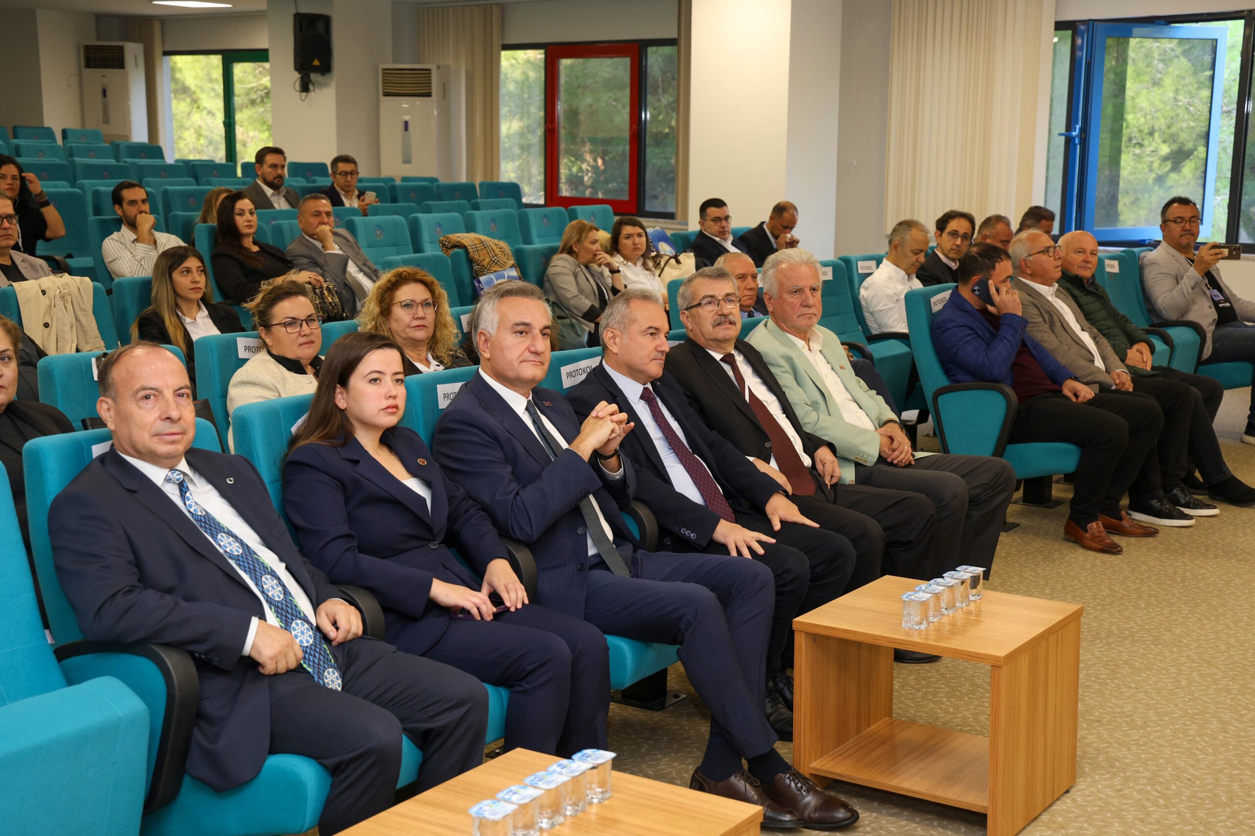 buü’de “balkanlara sosyal bilimler çerçevesinde bir bakış” sempozyumu 1 Bursam Medya -