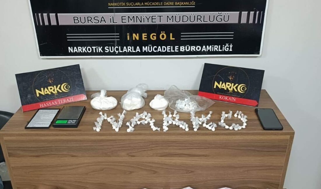 Bursa’nın İnegöl ilçesinde polis ekiplerinin düzenlediği operasyonda, uyuşturucu ticareti yaptığı