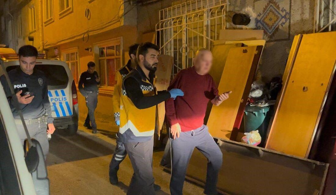 Bursa’nın Osmangazi ilçesinde alkol alan yaşları 80’i bulan 3 vatandaş