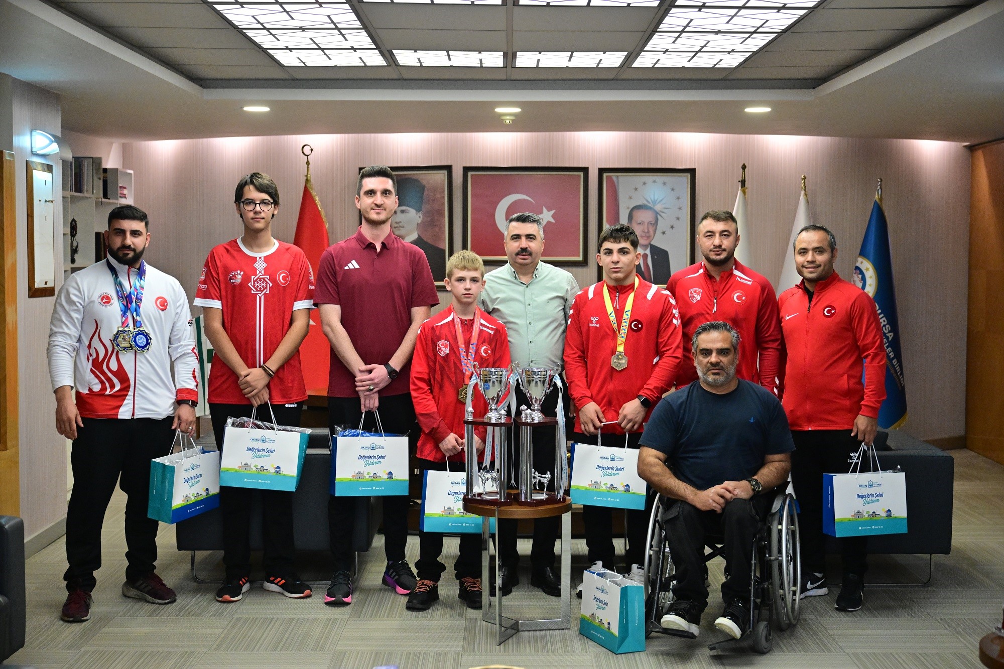Yıldırım Belediyespor’un milli sporcuları, Eylül ve Ekim aylarında katıldıkları uluslararası