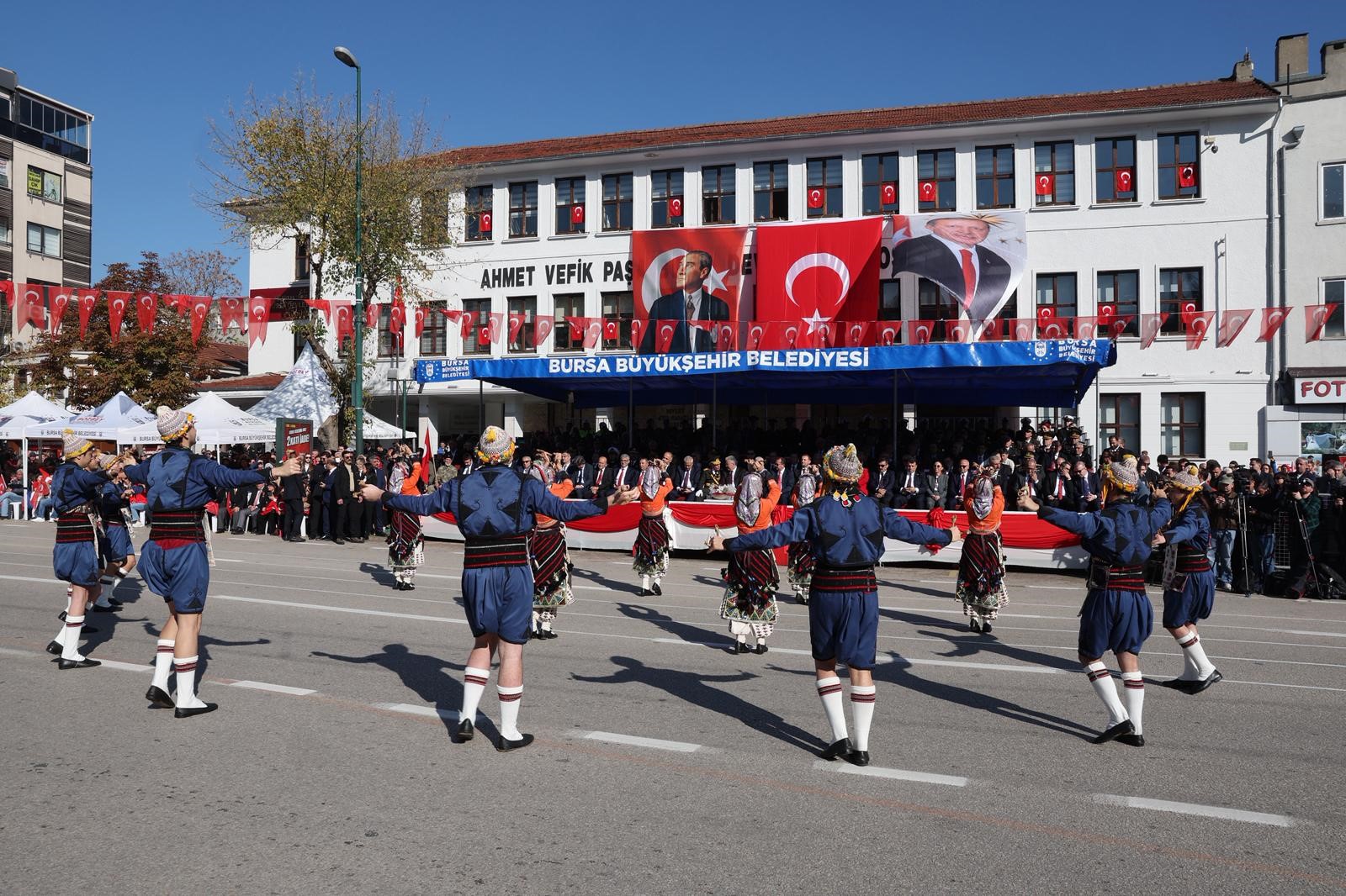 cumhuriyet’in 102. yılı bursa’da coşku ve gururla kutlandı 2 Bursam Medya -
