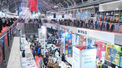 İnegöl Belediyesi’nin düzenlediği 9. İnegöl Kitap Günleri, 1-2 Kasım hafta