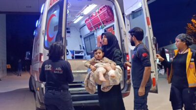 Bursa’nın İnegöl ilçesinde 3 yaşındaki bir çocuğun üzerine kaynar su