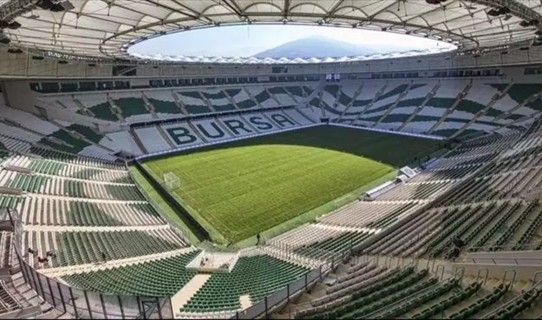 Bursaspor’da tribünler sessiz kalacak! PFDK, Muş Spor maçında yaşanan saha olayları nedeniyle Bursaspor’a 1