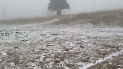 Türkiye’nin gözde kış turizm merkezlerinden biri olan Uludağ, sabahın erken