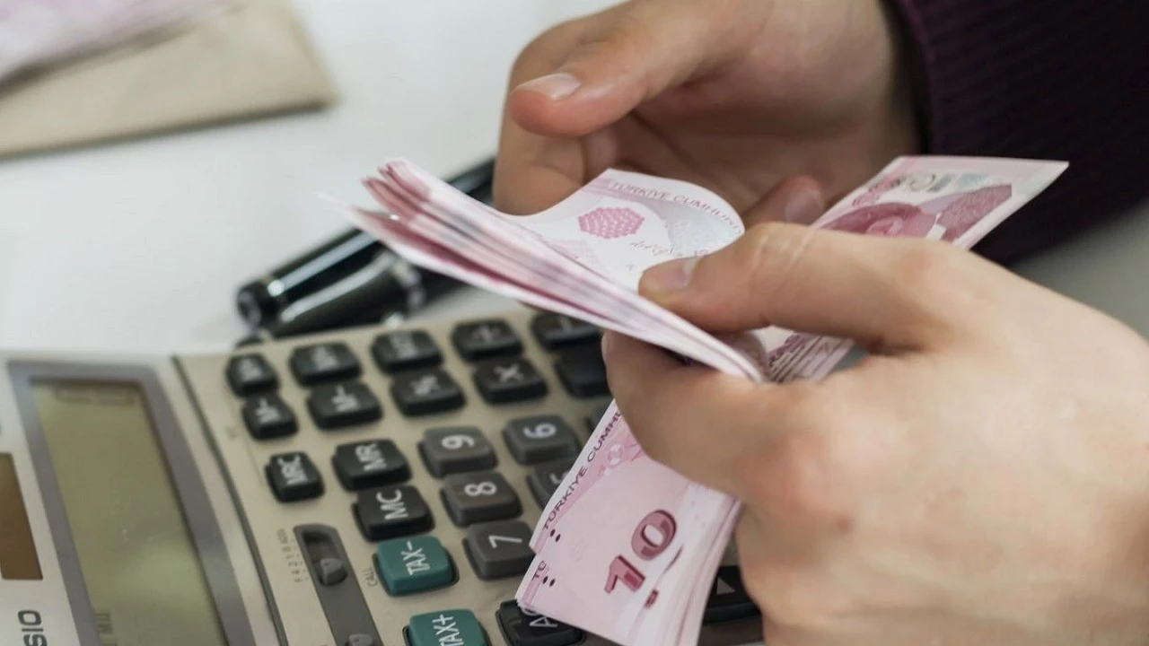 Vergi Kanunu Teklifi Meclis Plan ve Bütçe Komisyonu'nda kabul edildi.