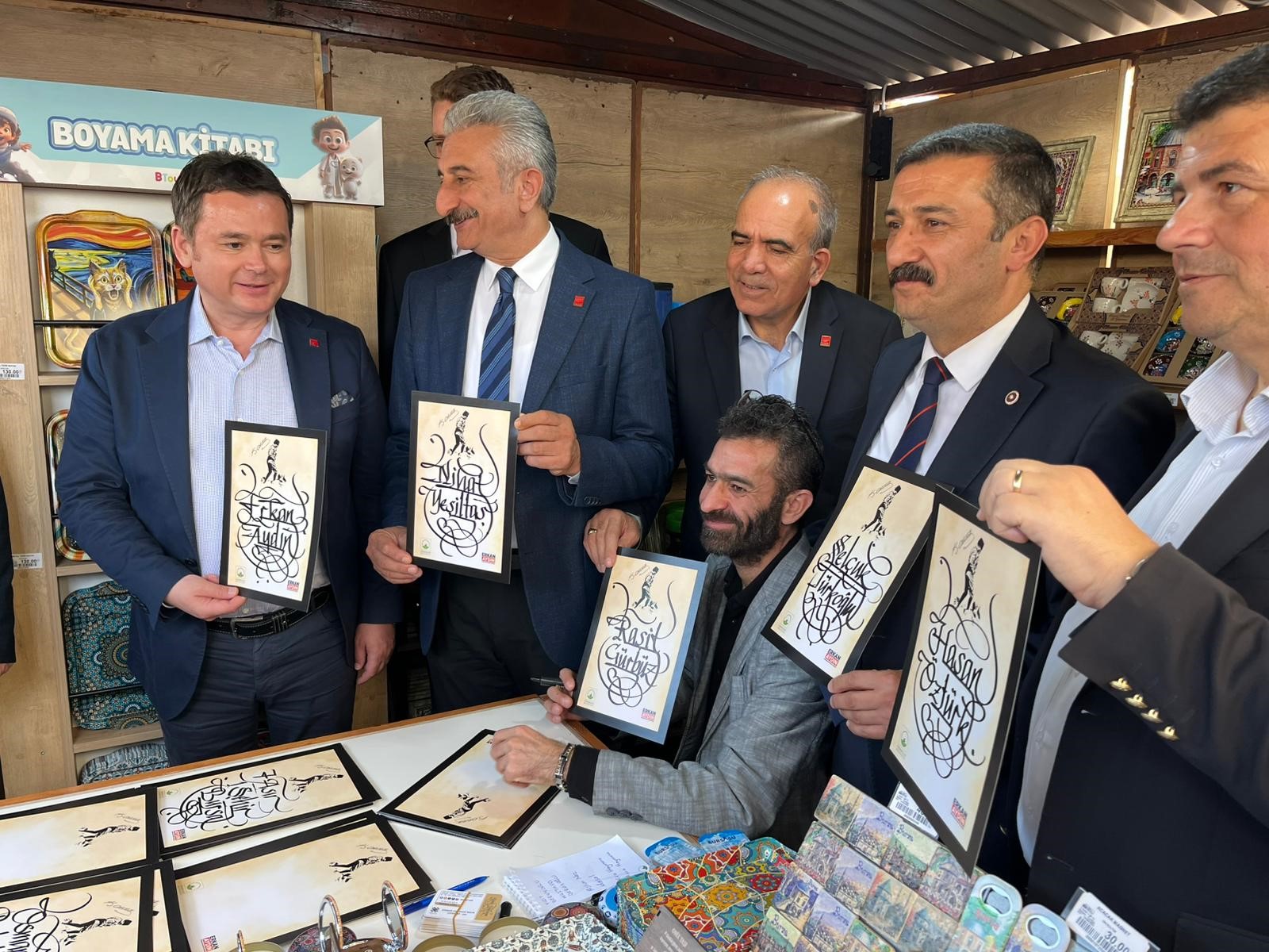 Osmangazi Belediyesi ve YAYKOOP iş birliğiyle düzenlenen Osmangazi Kitap Fuarı,