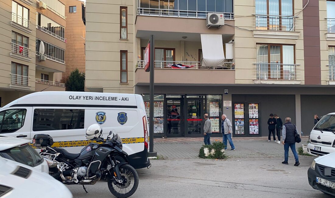 Mudanya’da bir markette çalışan kadın, eski eşi tarafından bıçaklanarak ağır