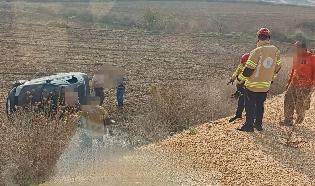 İnegöl’de eşiyle birlikte otomobil kullanma eğitimi yapan kadın sürücünün aracı