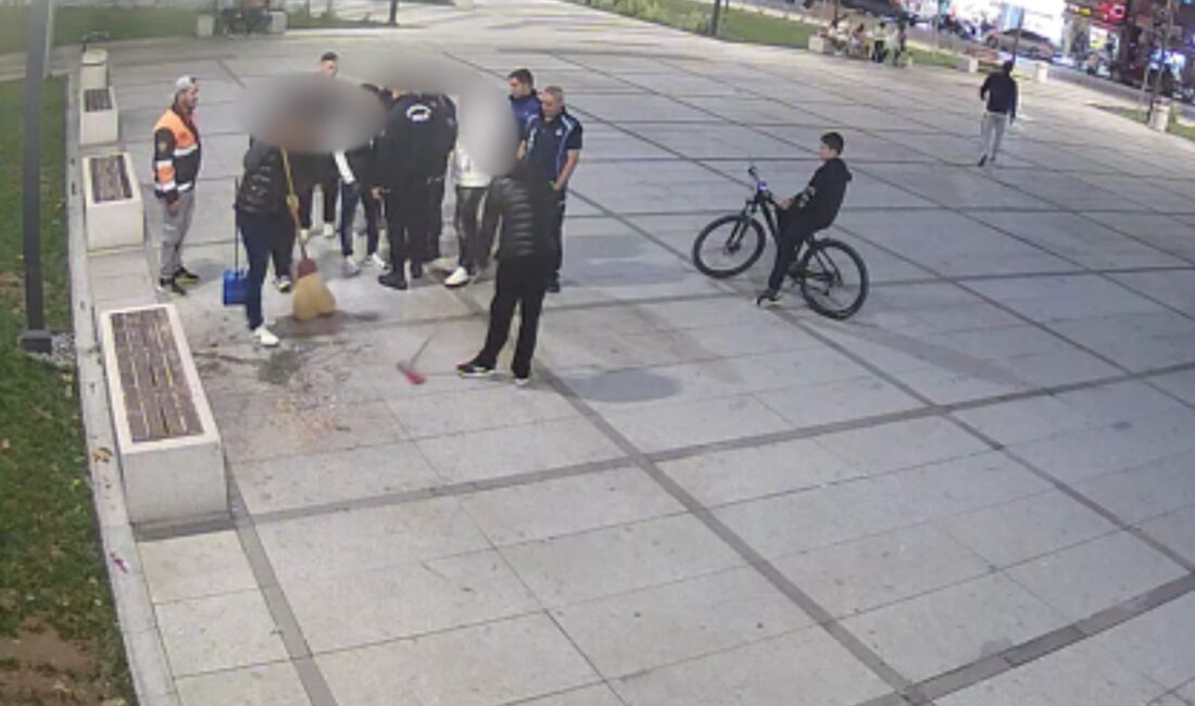 İnegöl’de çevreyi kirleten gençler belediye kameralarına yakalandı. Çekirdek kabuklarını yere