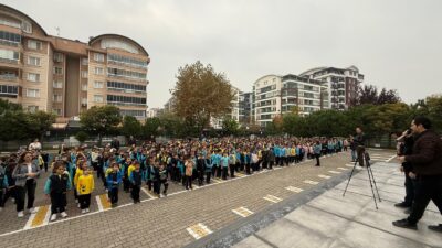 Bursa Şehit Piyade Orhan Tezcan İlkokulu öğrencileri, Milli Eğitim Bakanlığı’nın