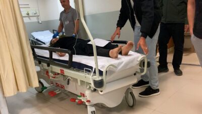 Bursa’nın İnegöl ilçesinde 17 yaşındaki Meryem E., telefonunu şarja taktığı