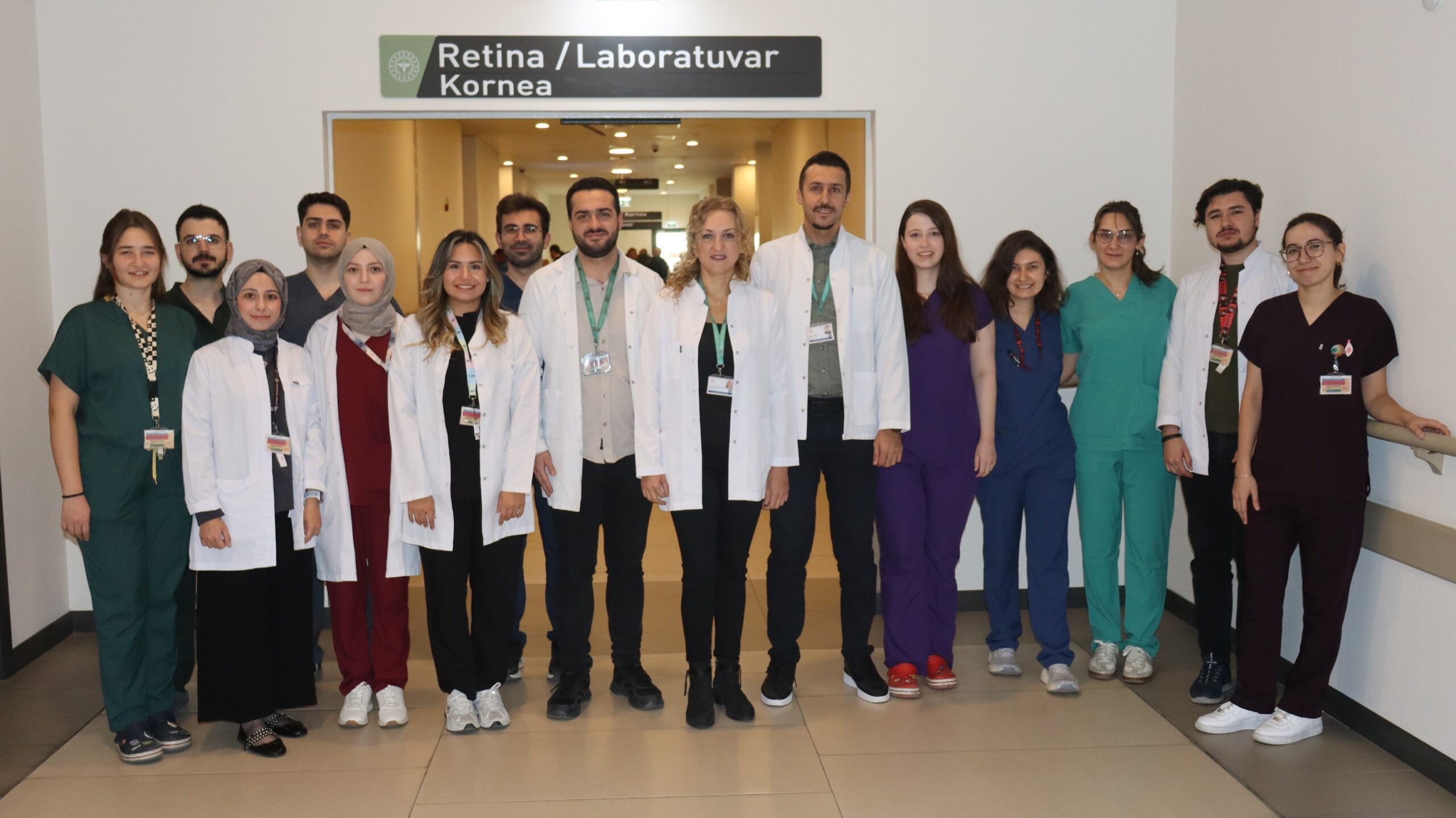 yeniden görmenin sevinci: 5 kişi “dünyaya yeniden merhaba” dedi 1 Bursam Medya -