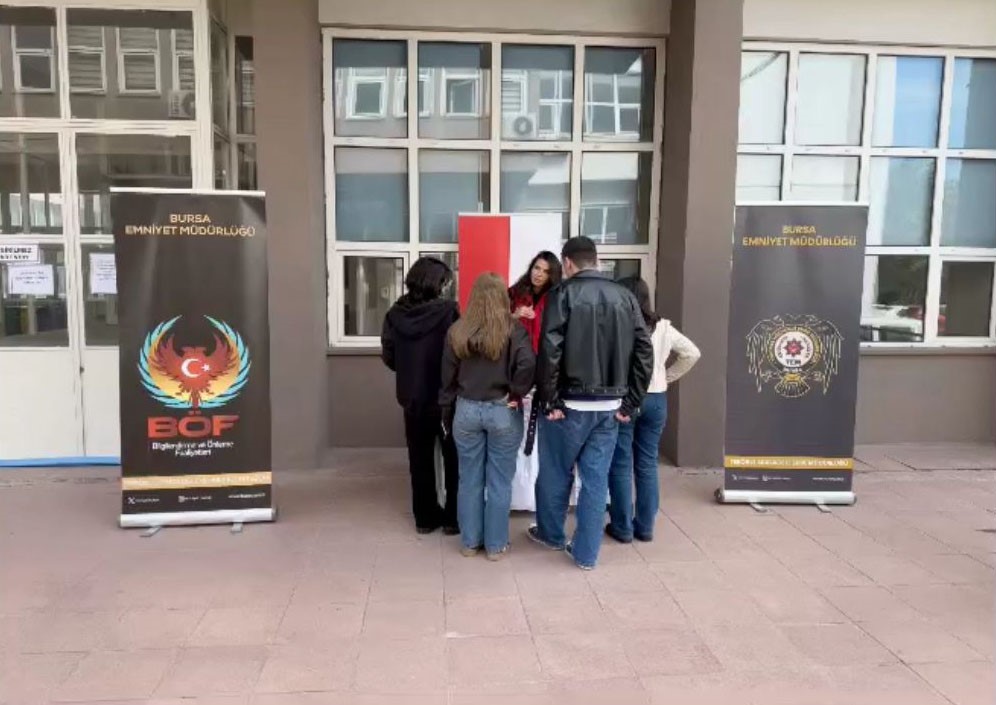 bursa polisi 26 bin öğrenciyi bilinçlendirdi 1 Bursam Medya -