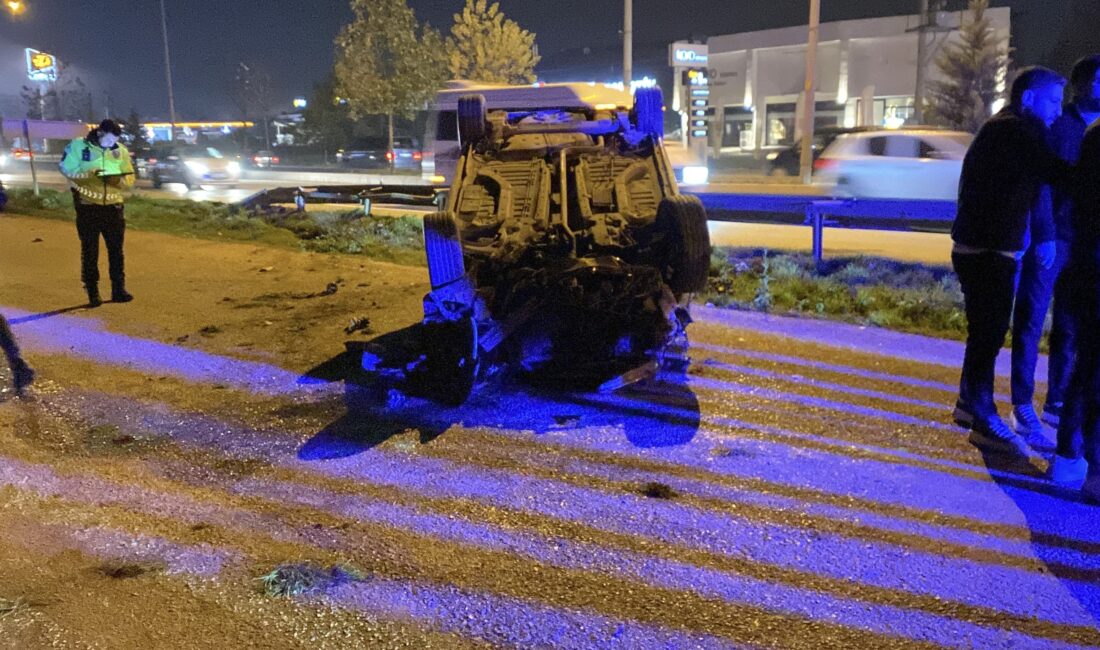 İnegöl girişinde kontrolden çıkan bir otomobil takla atarak yan yola