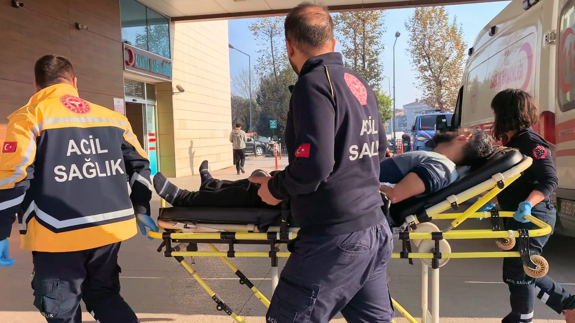 İnegöl’de 3 kişilik bir aile, yedikleri tavuk sonrası mide bulantısı