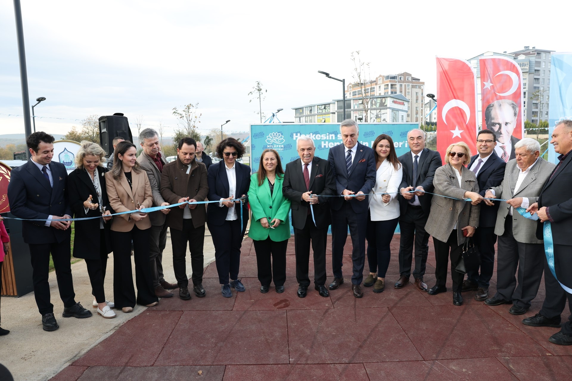 Nilüfer Belediyesi, Kızılcıklı Mahallesi’ne kazandırdığı Kardelen Parkı ve Koşu Yolu’nu