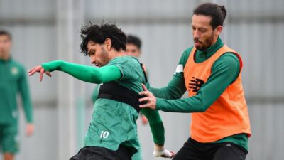 Bursaspor, 13. hafta öncesi Özlüce’de gerçekleştirdiği antrenmanda ısınma, sonuçlandırma ve