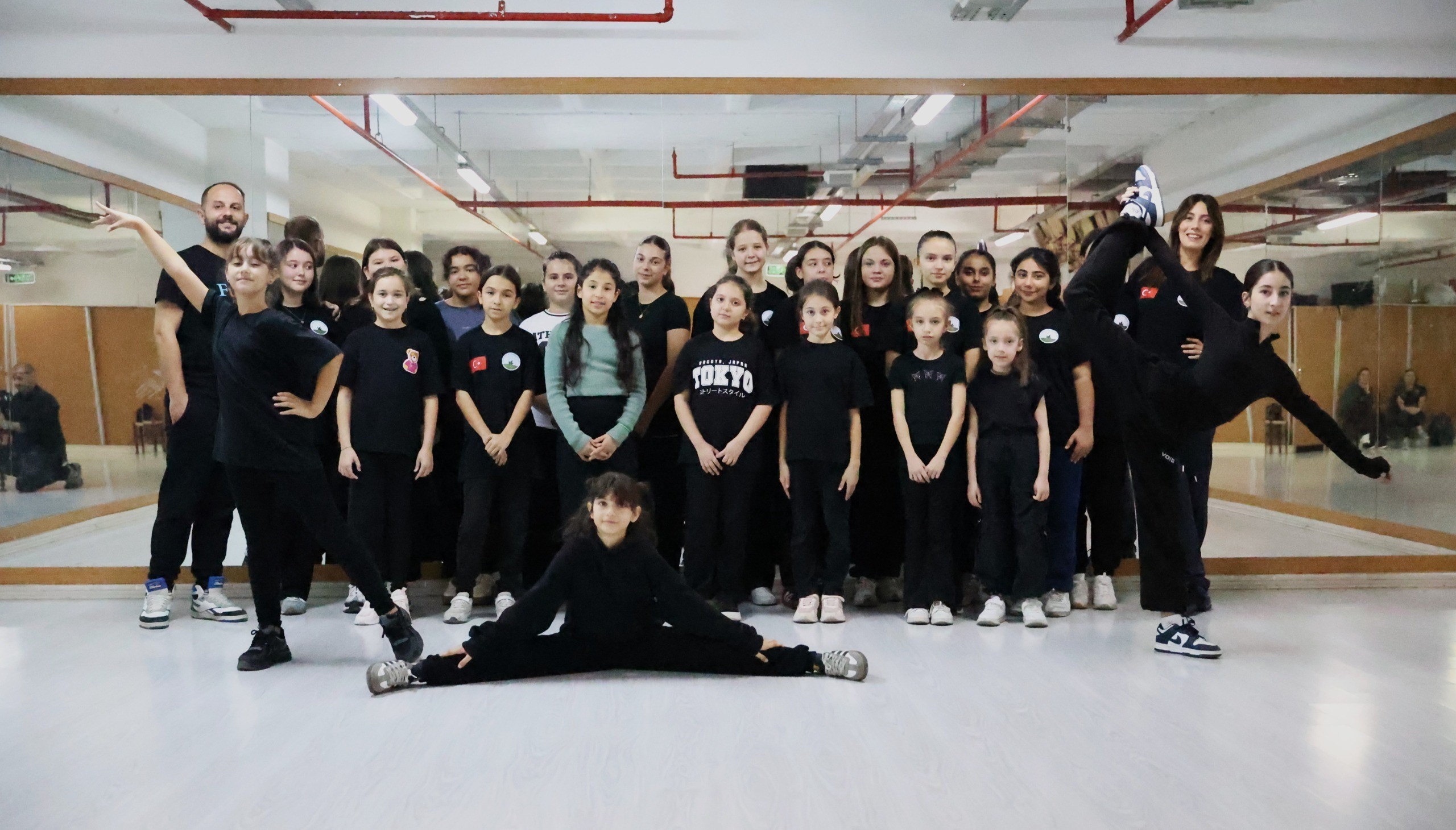 Osmangazi Belediyesi’nin Soğanlı Kültür Merkezi’nde düzenlediği ücretsiz dans kursları, 10-15